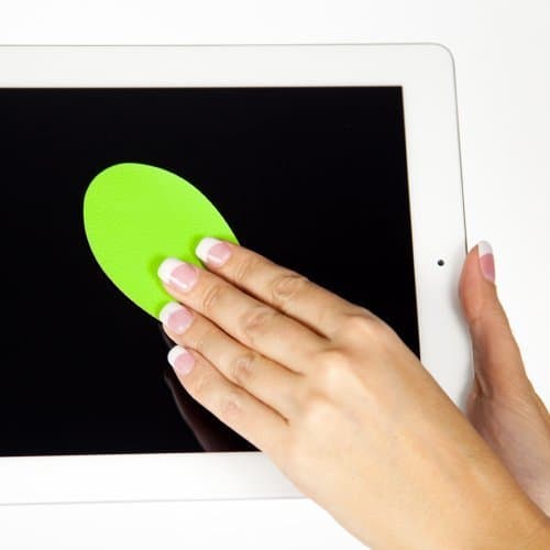 Gwee - Leaf, Microfiber Eyeglass Cleaning Cloth, Screen Cleaner for Computers & Tablets, Magnetic Attachment for Easy Access, Clean Lenses on Cameras and Eyeglasses, Lime Green 4-Pack