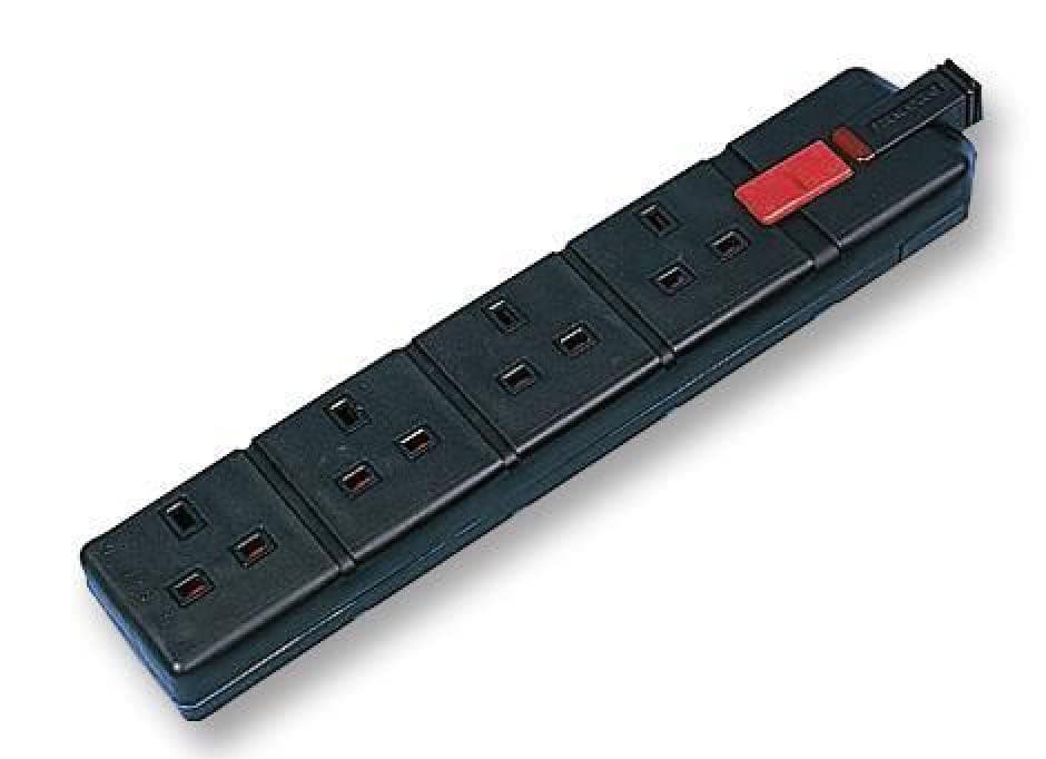 Permaplug4 Gang Heavy Duty Rubber Trailing Socket, Black