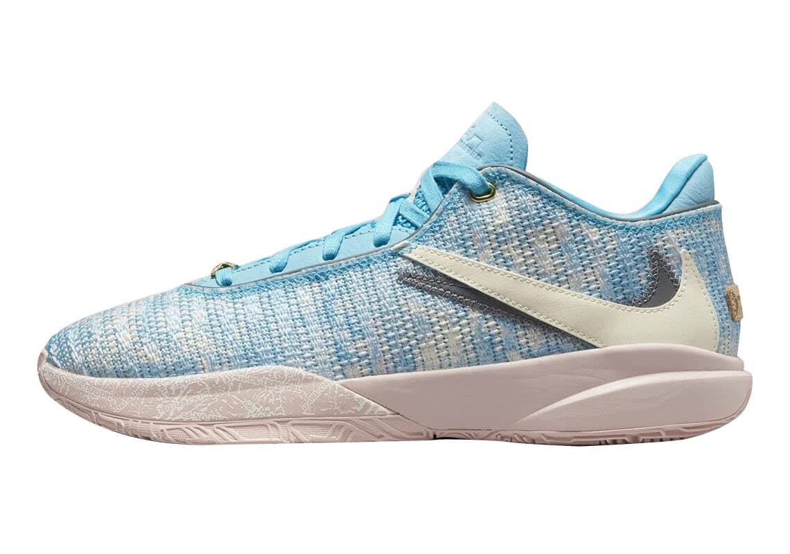 NikeWomen's Dunk Low Sneaker