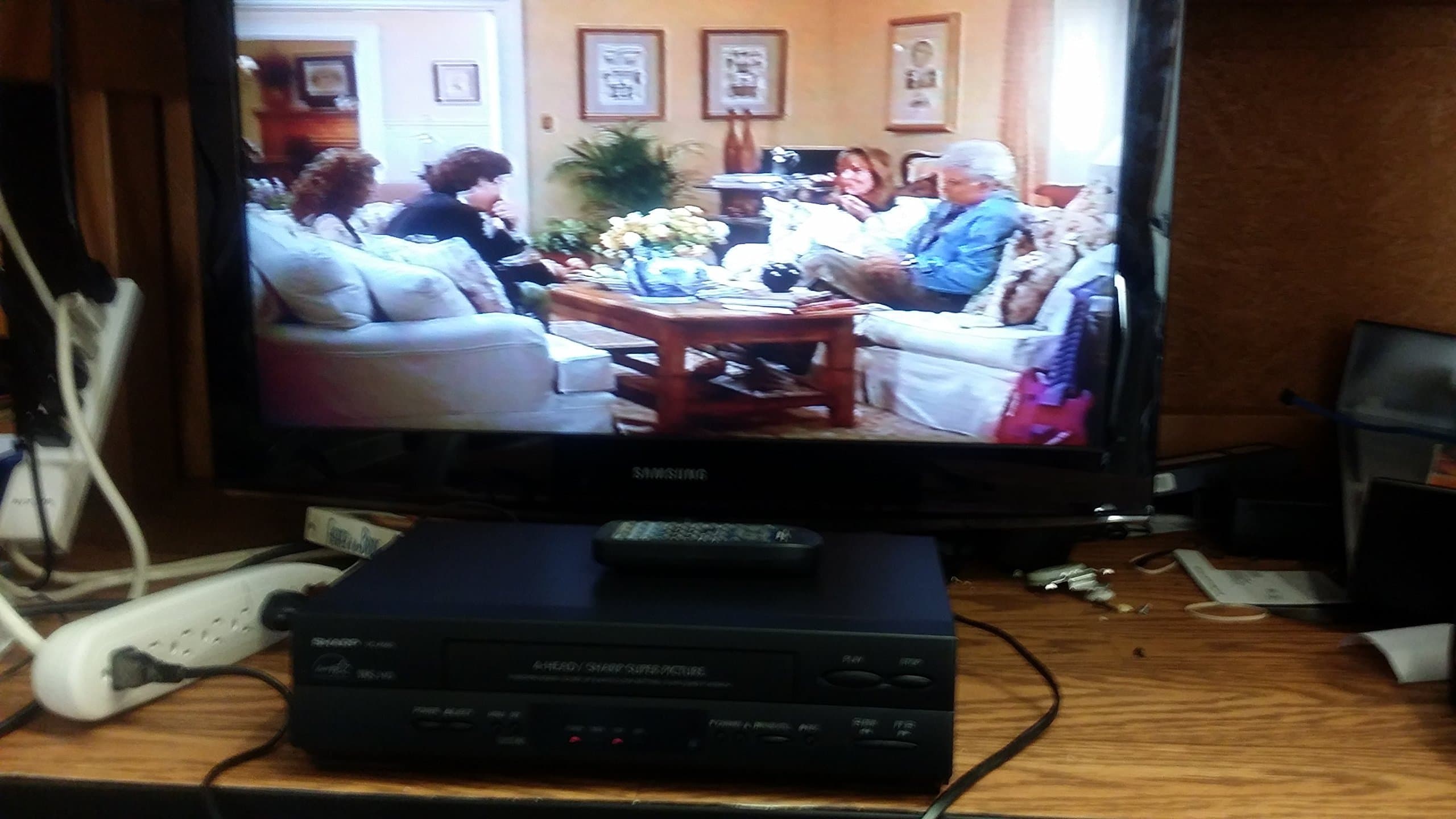 Sharp VC-A560U 4-Head VCR