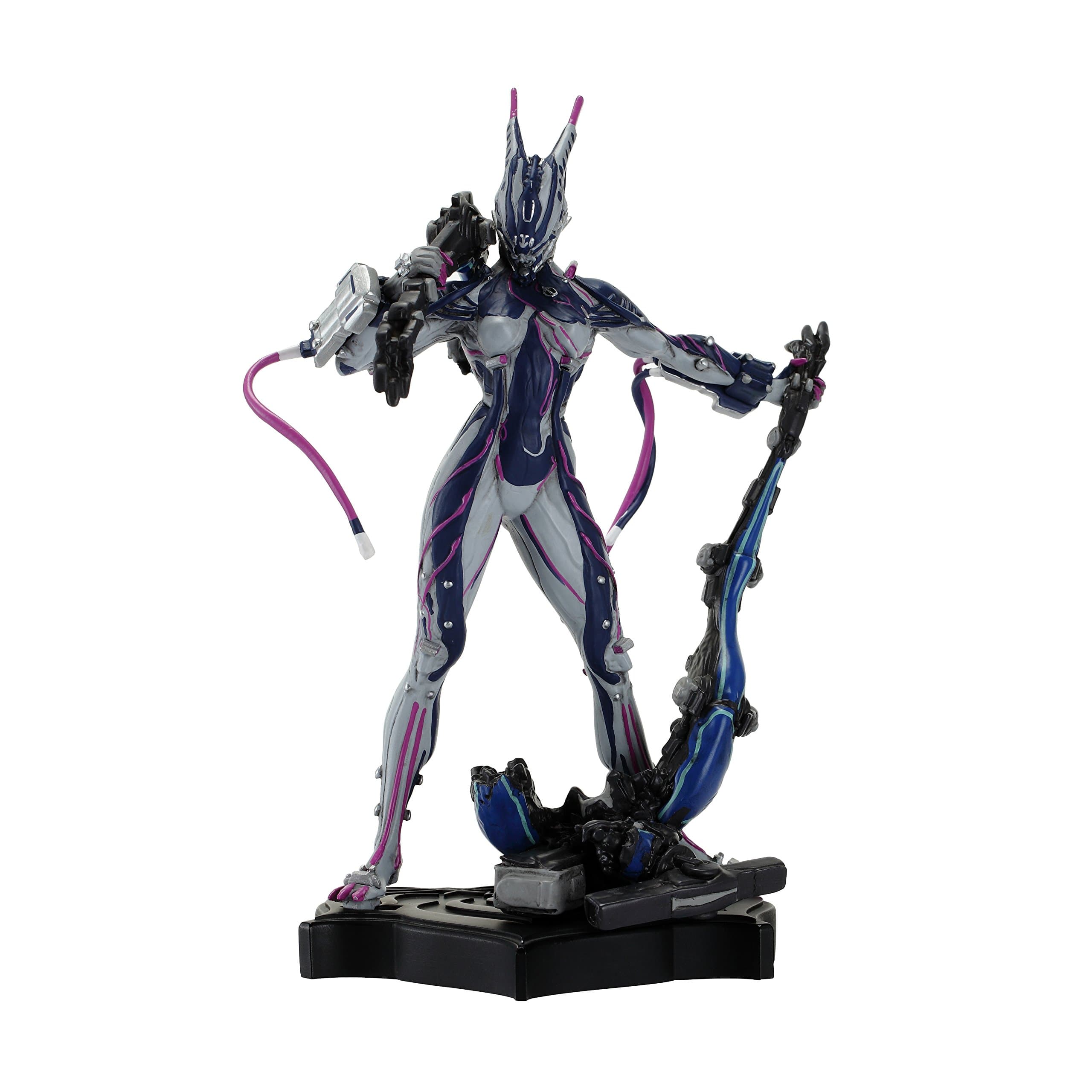 Valkyr Statue