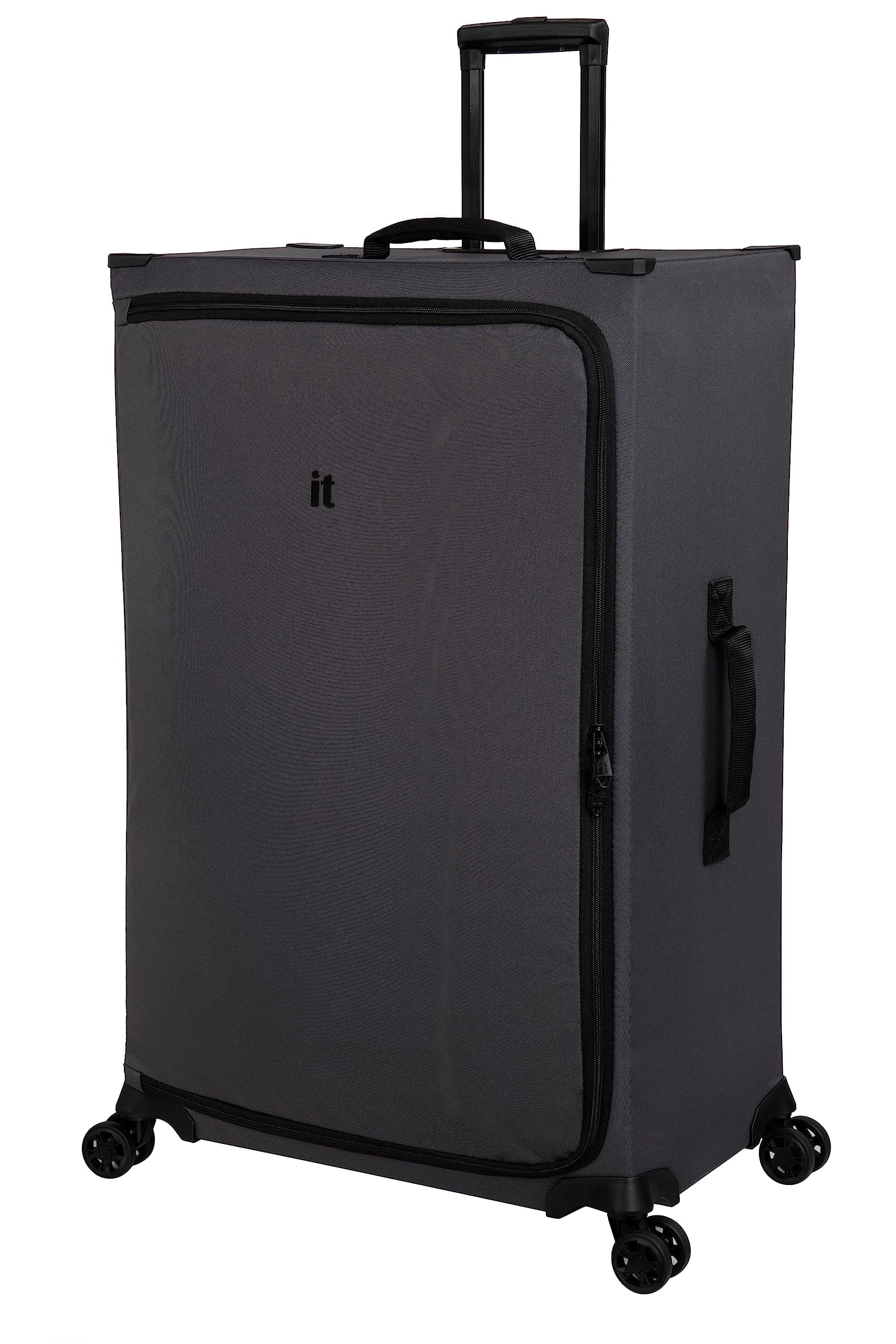 it luggage MaXpace 31" Softside UltraLight Checked Spinner, Magnet