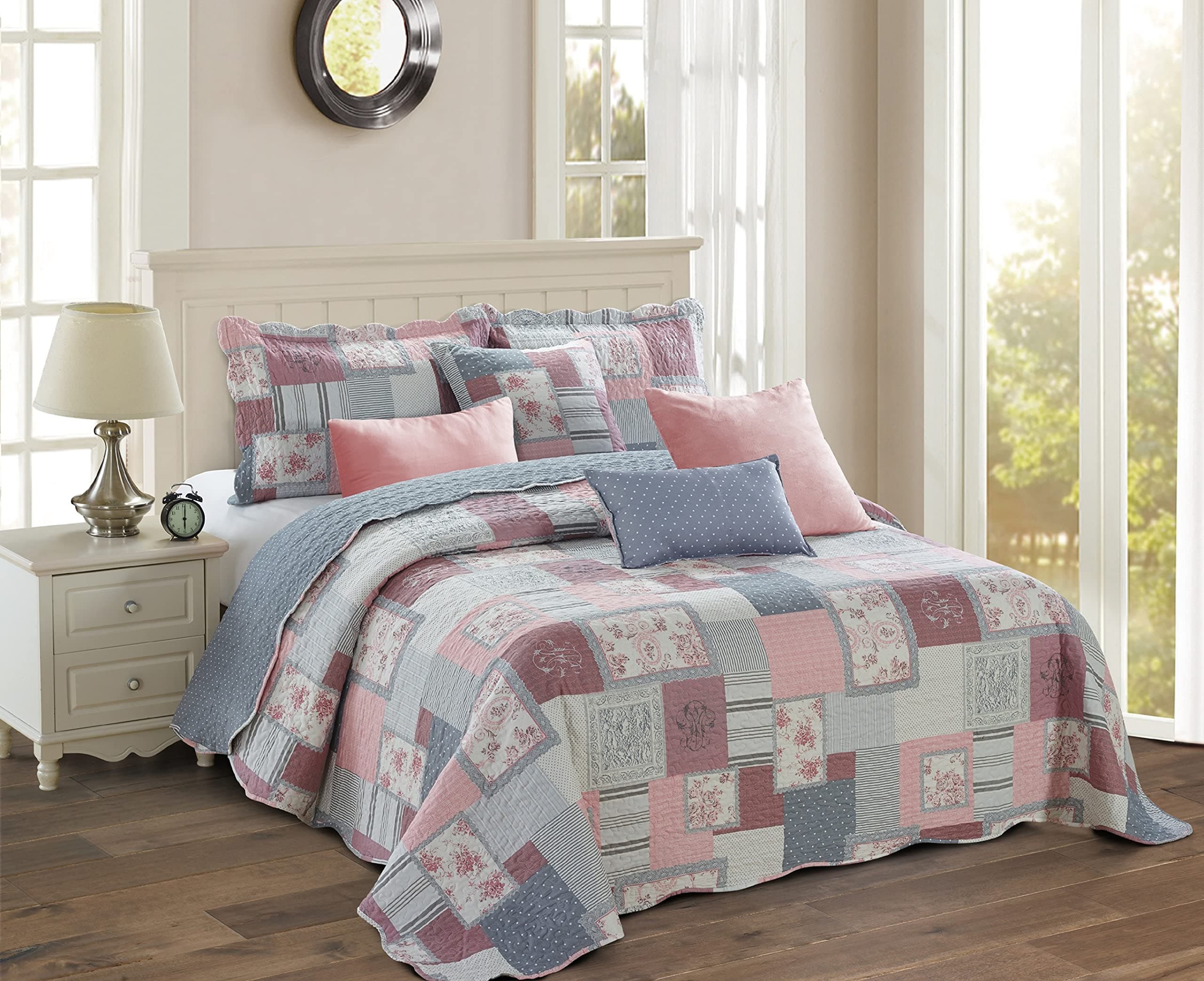 Prime LinensLuxury Quilted Patchwork Bedspread Bed Throw 3 Piece Bedding Set Includes Comforter & 2 Pillow Shams Floral Design Coverlet Embroidered (Fine Décor, King)