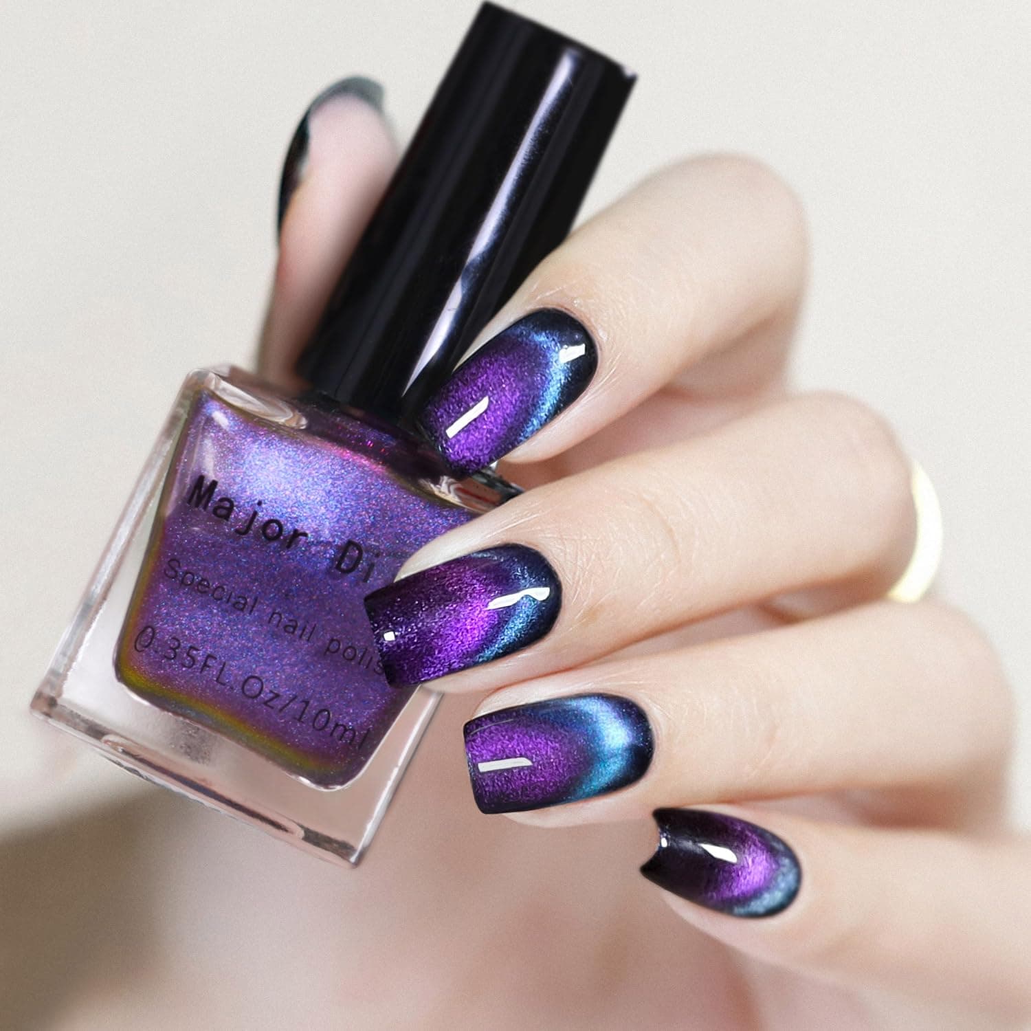 Cat Eye Nail Polish