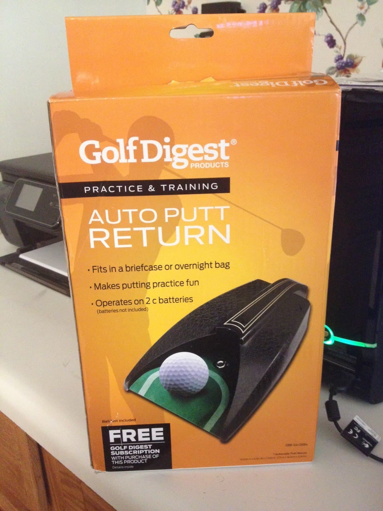 GOLF DIGEST AUTOMATIC PUTT RETURN Practice & Short Game Portable Training NIB