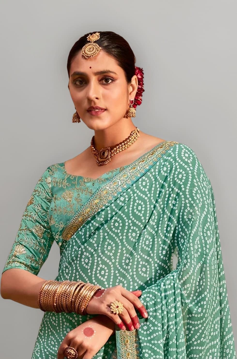 SIRIL Women's Bandhani Printed Georgette Saree with Unstitched Blouse Piece